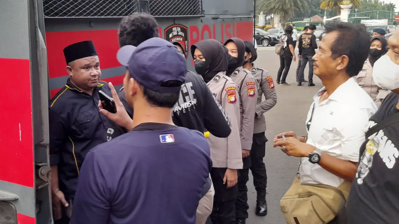 Lima mahasiswa berdemo tolak kenaikan harga BBM ditangkap polisi