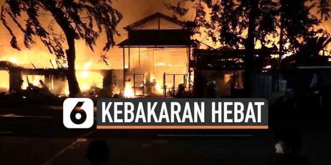 VIDEO: Kebakaran Hebat di Pulo Gadung Jakarta, Api Hanguskan Puluhan Rumah
