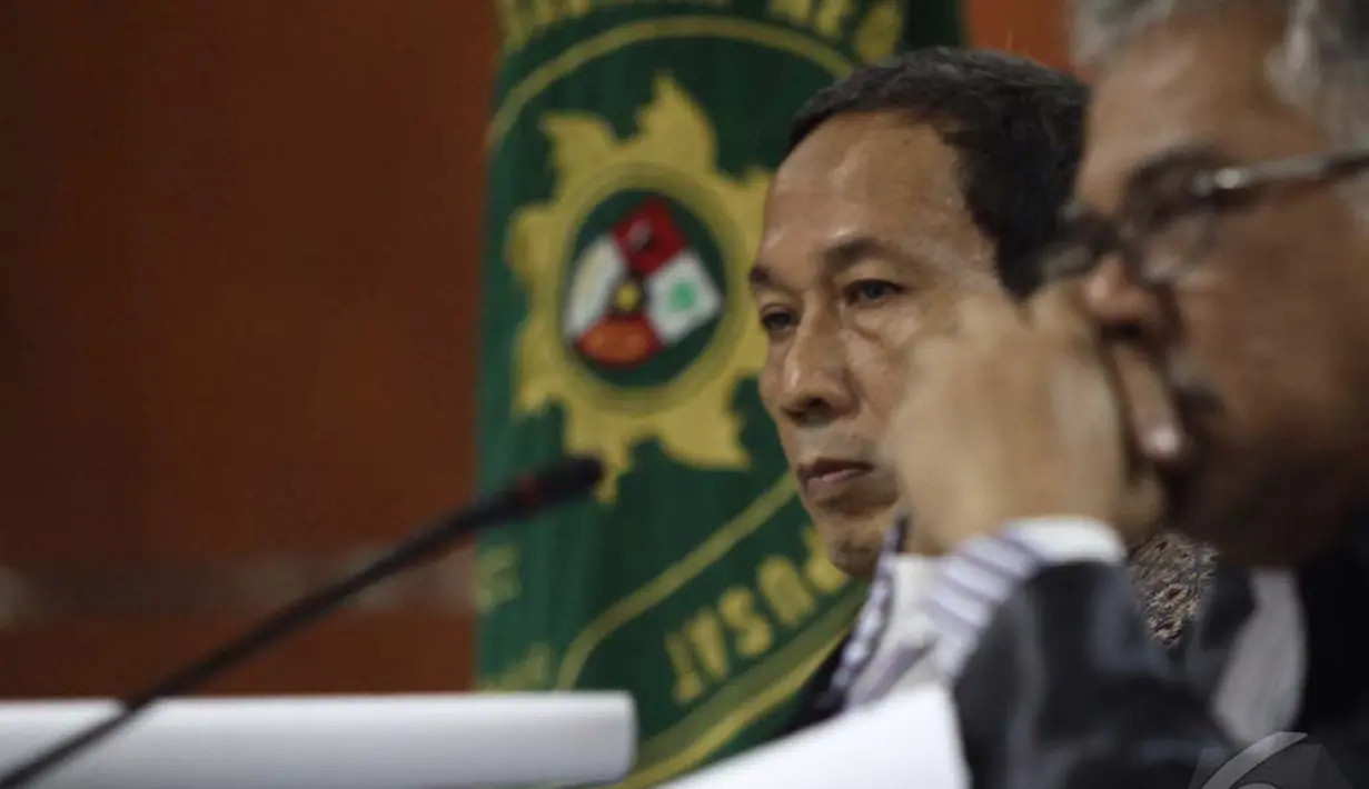 Padahal menurut Doni, sapaan Donanta, perusahaan milik kampus kuning itu sama sekali tidak bisa mengerjakan pemasangan TI, Jakarta, Rabu (10/9/2014) (Liputan6.com/Herman Zakharia)