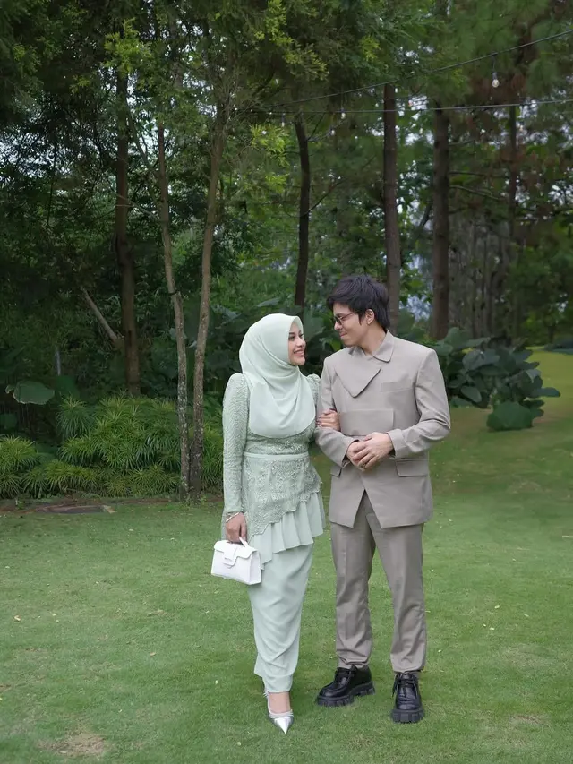 6 Gaya Fashion Aurel Hermansyah untuk ke Pesta yang Bisa Jadi Inspirasi agar Terlihat Ramping