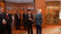 Presiden Singapura Halimah Yacob melakukan kunjungan kenegaraan ke Indonesia dan bertemu dengan Wapres Ma'ruf Amin pada Selasa (4/2). (Source: Kantor Sekretariat Wakil Presiden)