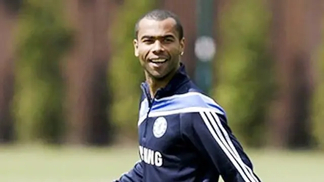 img_ashley-cole-202.jpg