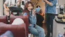 <p>Brisia Jodie baru saja mengunggah beberapa potret momen dirinya bernyanyi di dalam kereta. [Foto: Instagram/brisiajodie96]</p>