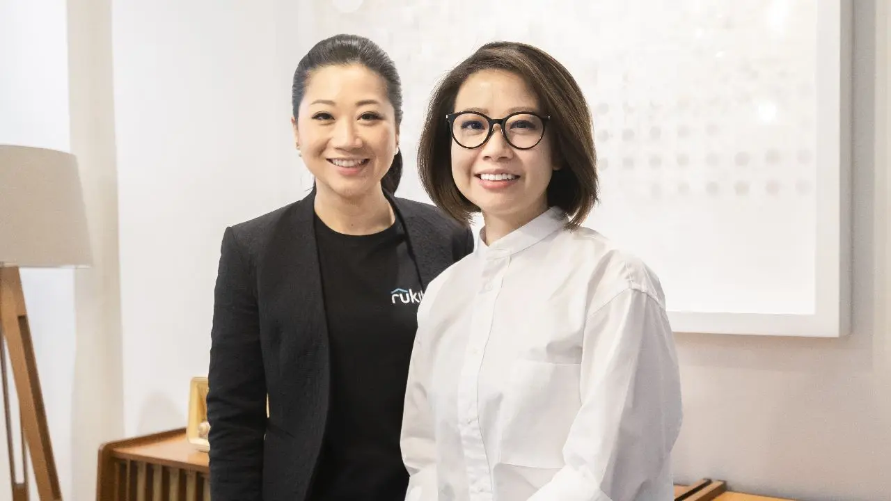 Sarah dan Sabrina Soewatdy