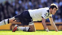 Bintang Tottenham Hotspur Gareth Bale pada partai lanjutan Liga Premier melawan West Ham United di White Hart Lane, London, 19 Maret 2011. AFP PHOTO/GLYN KIRK