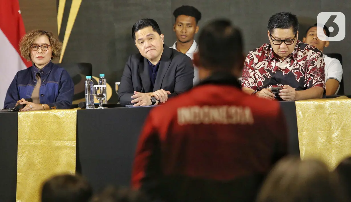 Dua tim yang berasal dari luar negeri tersebut, yakni Oxford United dari Inggris dan Port FC asal Thailand. (Liputan6.com/Angga Yuniar)