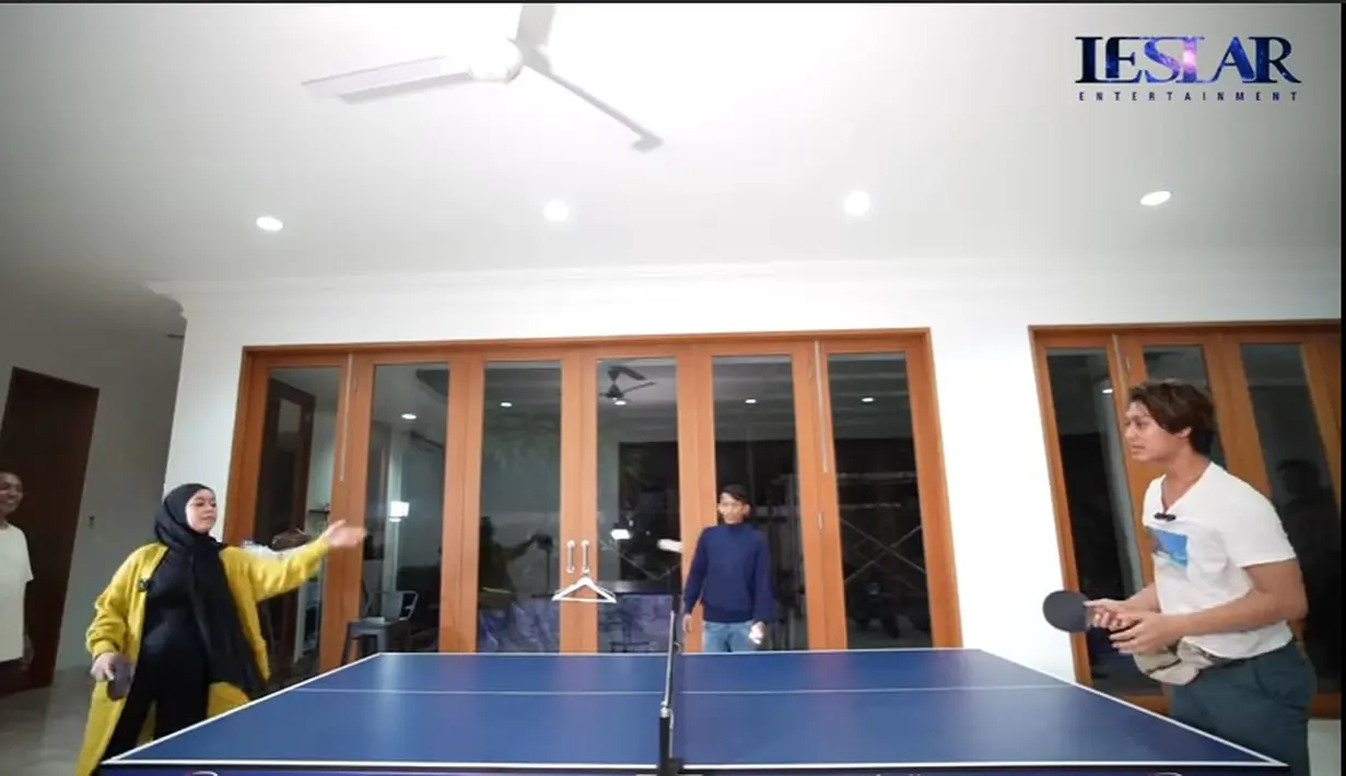 Lesti Kejora dan Rizky Billar (Youtube/Leslar Entertainment)