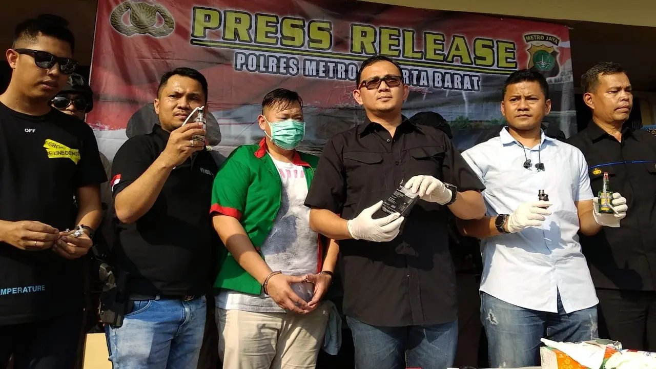 [Bintang] Gara-gara Narkoba, Reza Bukan Terancam 12 Tahun Penjara