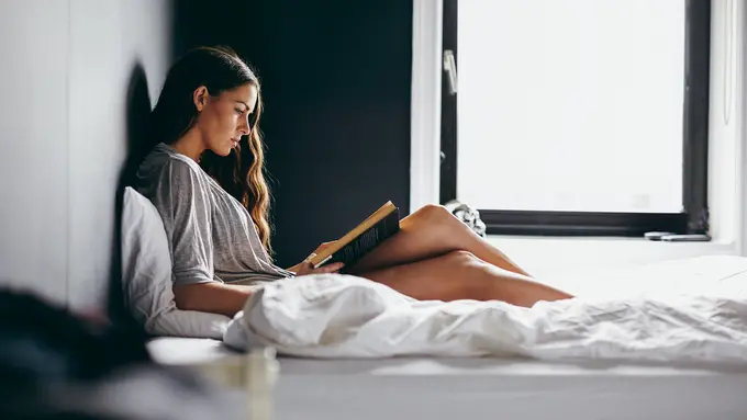 [Bintang] Hari Buku Nasional: Ini 5 Buku Bacaan Wajib Wanita