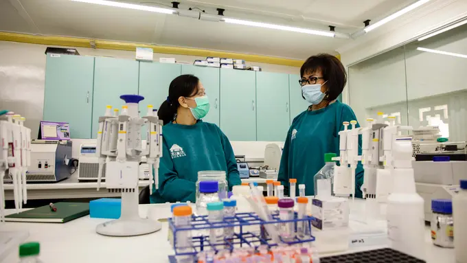 Frilasita Aisyah Yudhaputri MbiomedSc, Prof. Herawati Sudoyo, PhD, Lembaga Biologi Molekuler (LBM) Eijkman.