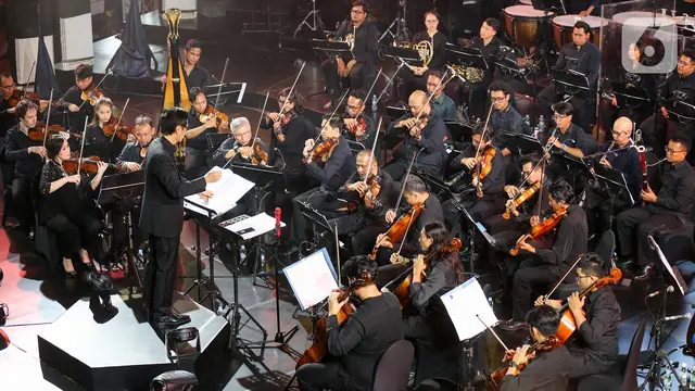 Addie MS Bersama Twilite Orchestra Bawakan Symphony Under the Stars