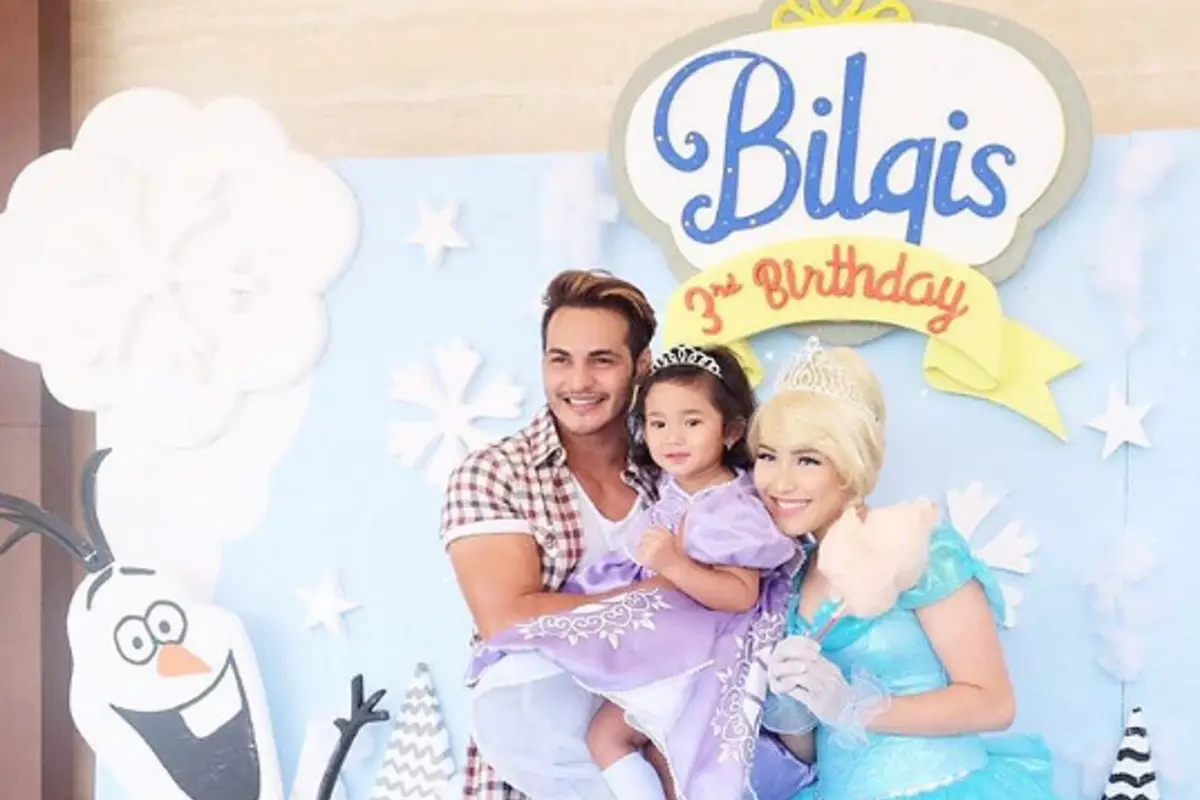 Ayu Ting Ting dan Ravi Bhatia