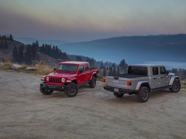 jeep gladiator pikap kabin ganda