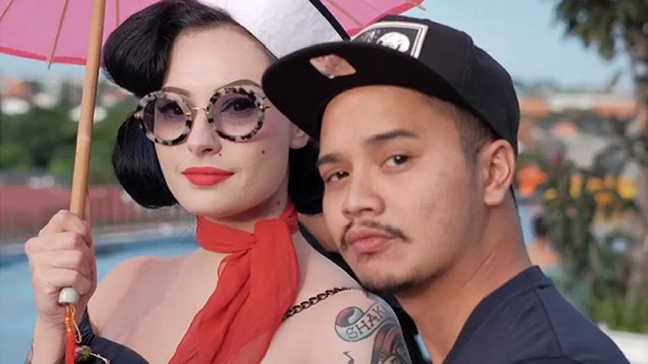 [Bintang] Derby Romero dan Claudia Adinda