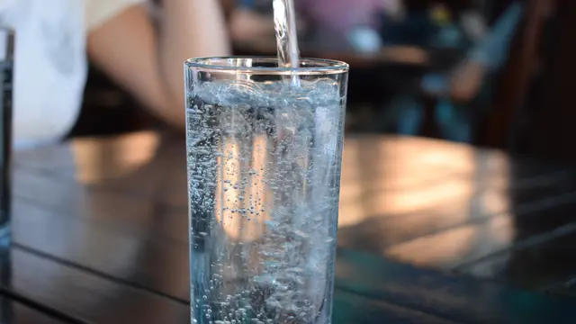 Minuman Berkarbonasi