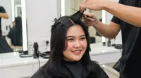 10 Potongan Rambut untuk Pipi Chubby Terbaru 2025, Bikin Tampak Tirus Instan