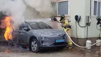 Hyundai Kona listrik terbakar saat diisi ulang (Korea JoongAng Daily)