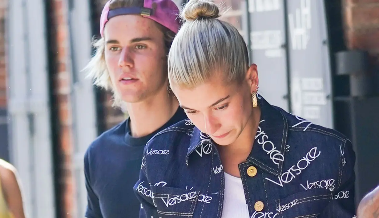 Tak ketinggalan, penggemar Jelena pun merasakan kekecewaan yang mendalam. (W Magazine)