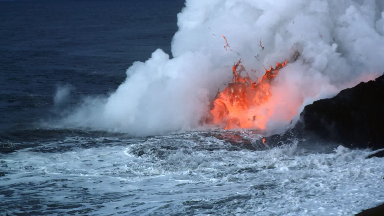 Gunung Api Bawah Laut Persulit Pencarian Black Box MH370