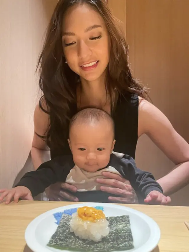 Potret Nadia Saphira Liburan di Jepang bersama anaknya, credit: Instagram (@nadsap)