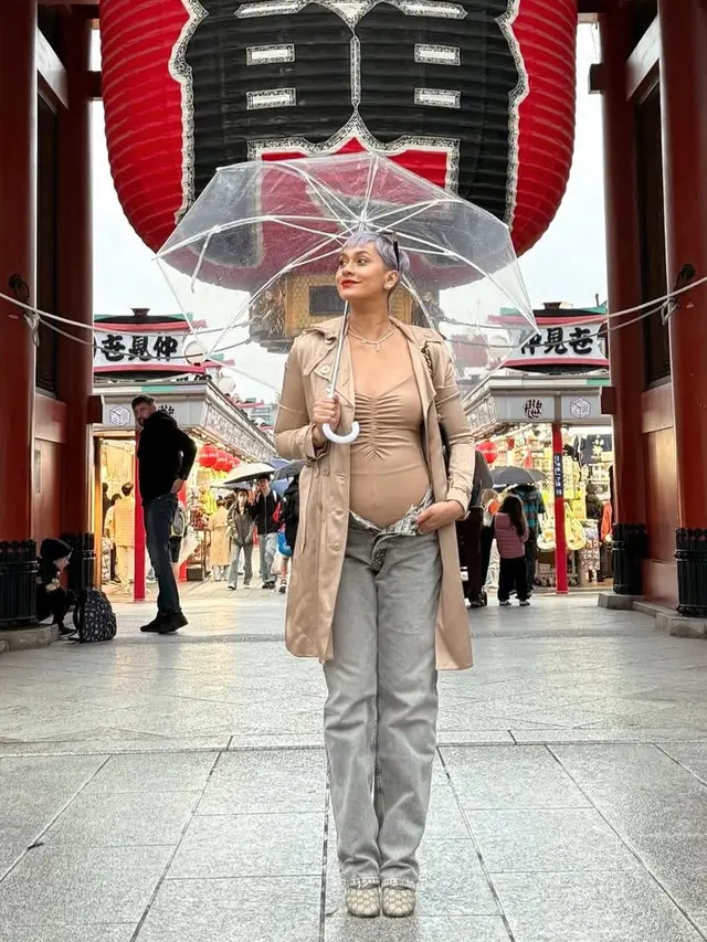 Kimmy Jayanti Pamer Baby Bump Hamil Anak ke-3 saat di Jepang. [@kimmyjayanti]