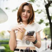 ilustrasi perempuan serius/Makhh/Shutterstock