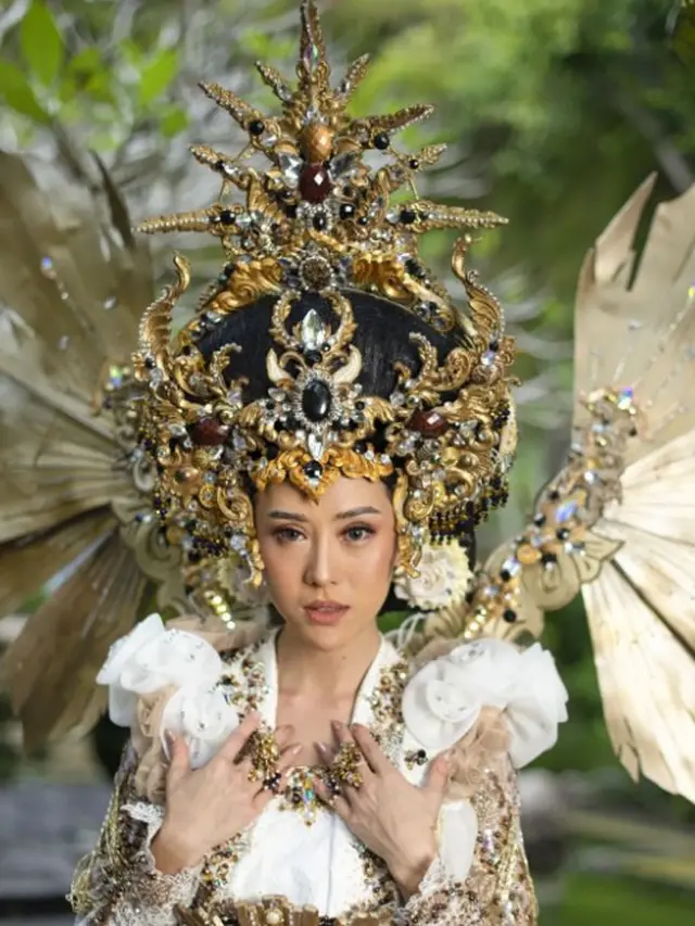 7 Pesona Olivia Aten dalam Kostum Nasional di Miss Global 2022, Menawan