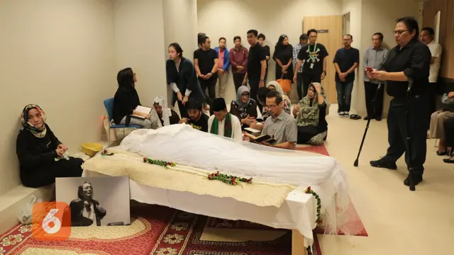 [Bintang] Jenazah Yockie Suryo Prayogo