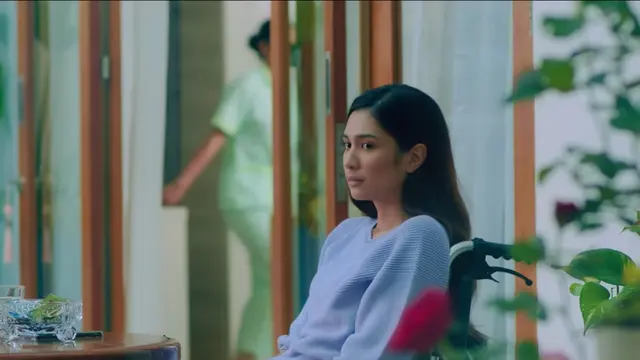 Mikha Tambayong sebagai Hannah dalam film Bismillah Kunikahi Suamimu. (Foto: Dok. YouTube MD Pictures)