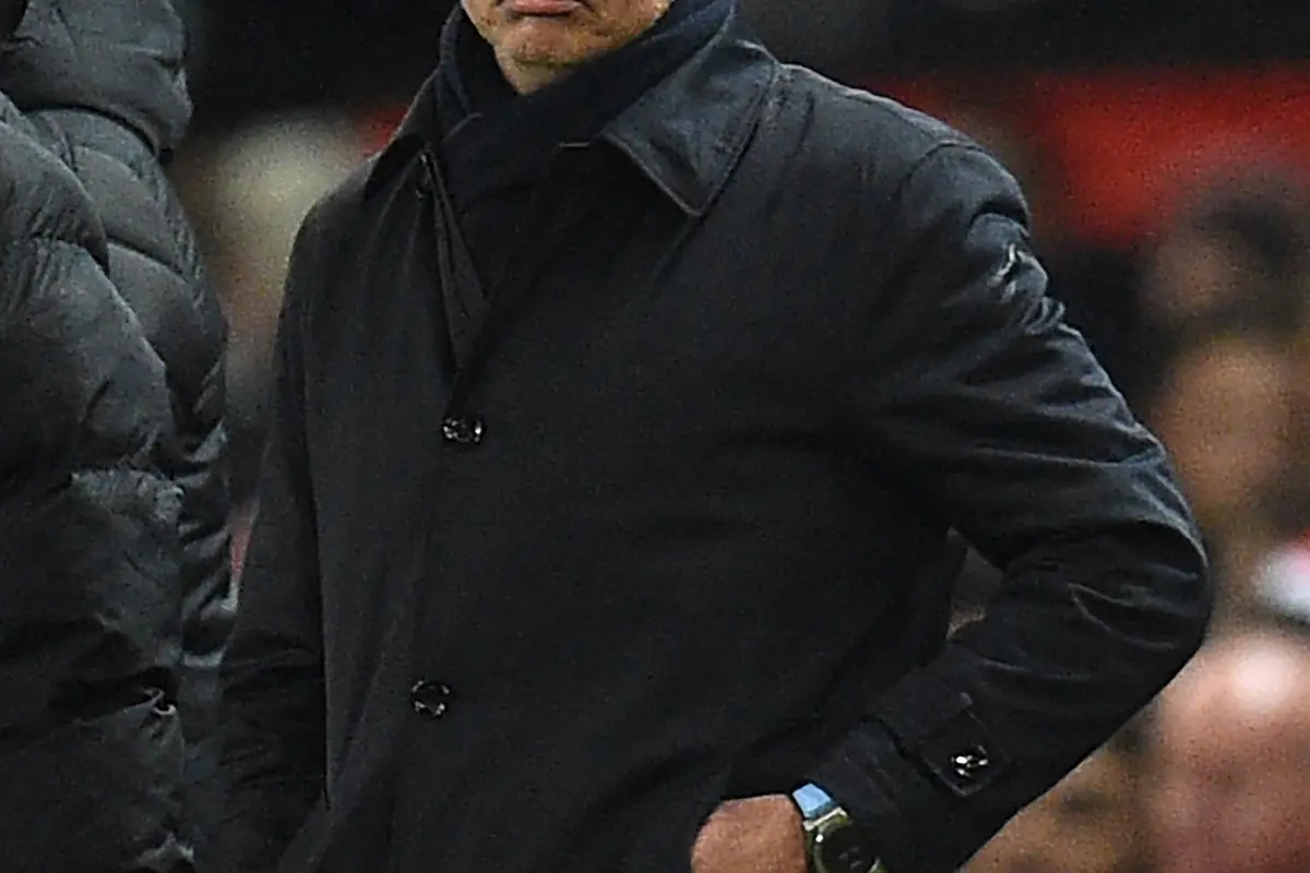 Wajah Kecewa Jose Mourinho di Old Trafford