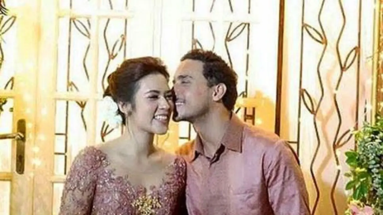 [Bintang] Raisa dan Hamish Daud