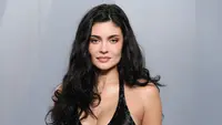 Kylie Jenner Digugat 2 Mantan ART-nya dalam Sebulan, Mengaku Alami Diskriminasi dan Tak Digaji