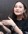 Prilly Latuconsina menyambut senang film barunya, Danur2: Maddah mendapat sambutan baik dari masyarakat pecinta film. Bahkan dapat penonton dua kali lipat pada hari pertama penayangan dibanding yang pertama. (Nurwahyunan/Bintang.com)