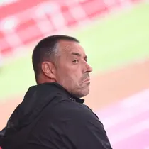 Sejak menangani Arema FC, Ze Gomes belum pernah menyumbangkan poin. (Bola.com/Iwan Setiawan)