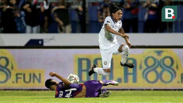 Foto: Arema FC Menang Tipis atas Persik Kediri, 4 Tim di Grup D Masih Berpeluang Lolos ke Perempatfinal Piala Presiden 2022