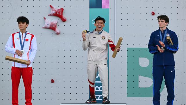 Foto: Veddriq Leonardo Persembahkan Emas Pertama Indonesia di Olimpiade Paris 2024