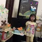 Anak SD kreatif membuat diorama proyek sekolah hijau (Liputan6.com/Aditya Prakarsa)