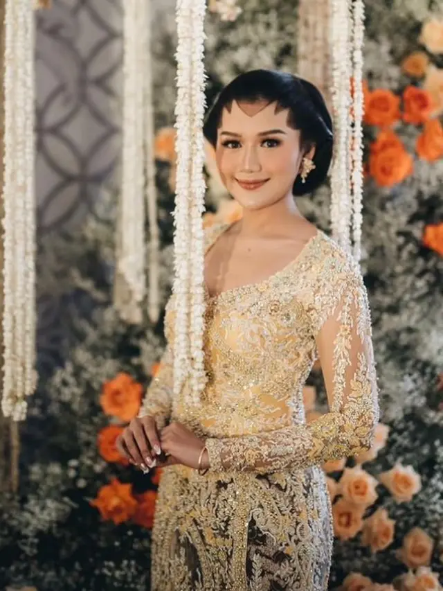 Erina Gudono dengan pesona ningrat (Instagram/erinagudono)