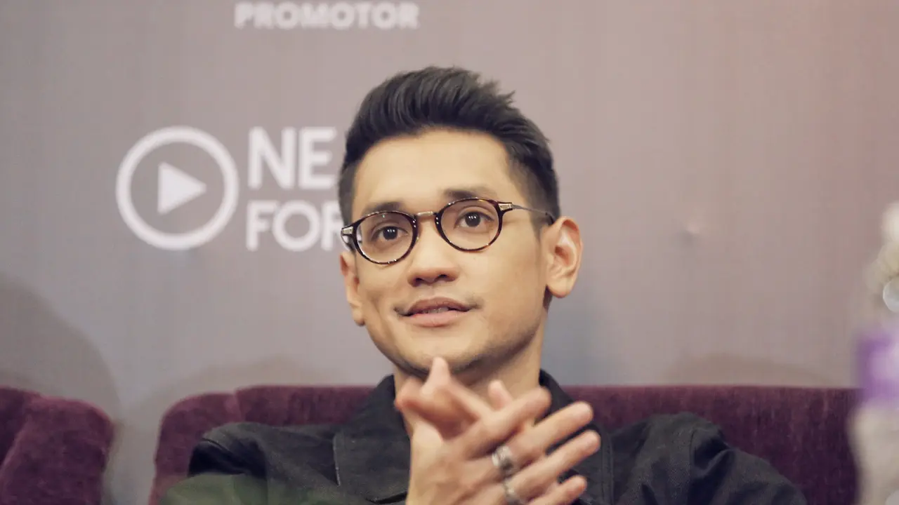 Gaya Santai Afgan Saat Press Conference Konser Dekade