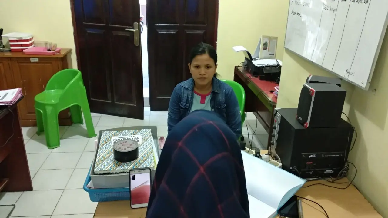 Komentari Razia Polisi di Medsos, Ibu Rumah Tangga Berurusan dengan Polisi