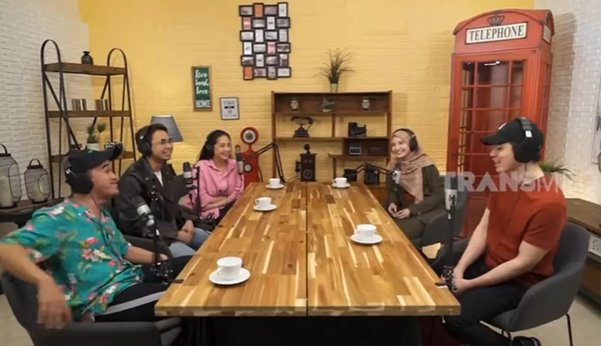 Irwansyah dan Zaskia Sungkar (Youtube/ TRANS7 OFFICIAL)