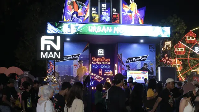 Booth FN MAN.