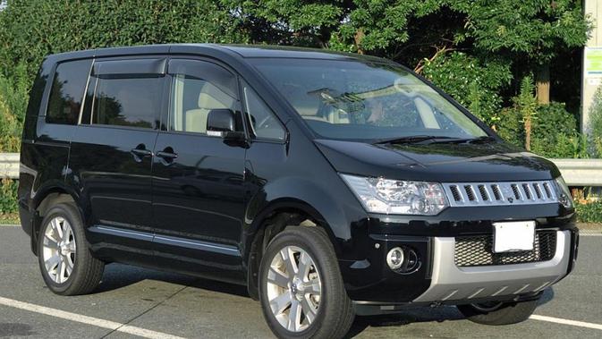 Airbag Bermasalah Ratusan Unit Mitsubishi Delica Kena Recall