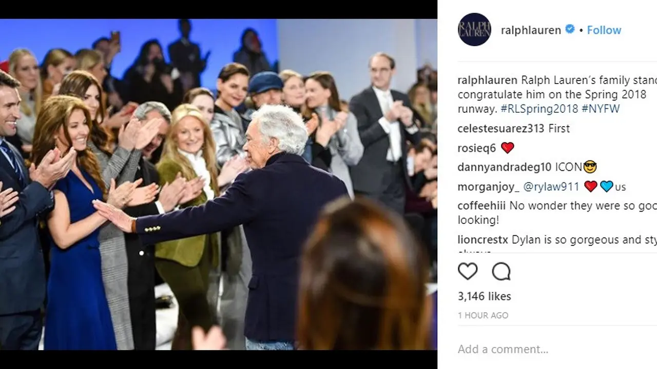 Unik, Fashion Show Tanpa Sepatu di New York Fashion Week 2018