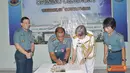 Citizen6, Surabaya: Atase Angkatan Laut Australia, Kolonel Katja Bizilj dan Dankodikdukum Kolonel Laut (T) Tri Sunu Prasetya melakukan penandatanganan berita acara. (Pengirim: Penkobangdikal). 