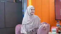 Inara Rusli (Foto: YouTube/ dr. Richard Lee)