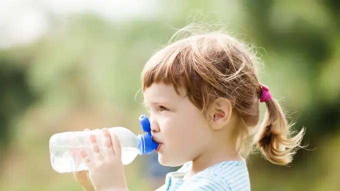 Kenali zat kimia dalam kemasan plastik yang sebaiknya dihindari untuk anak