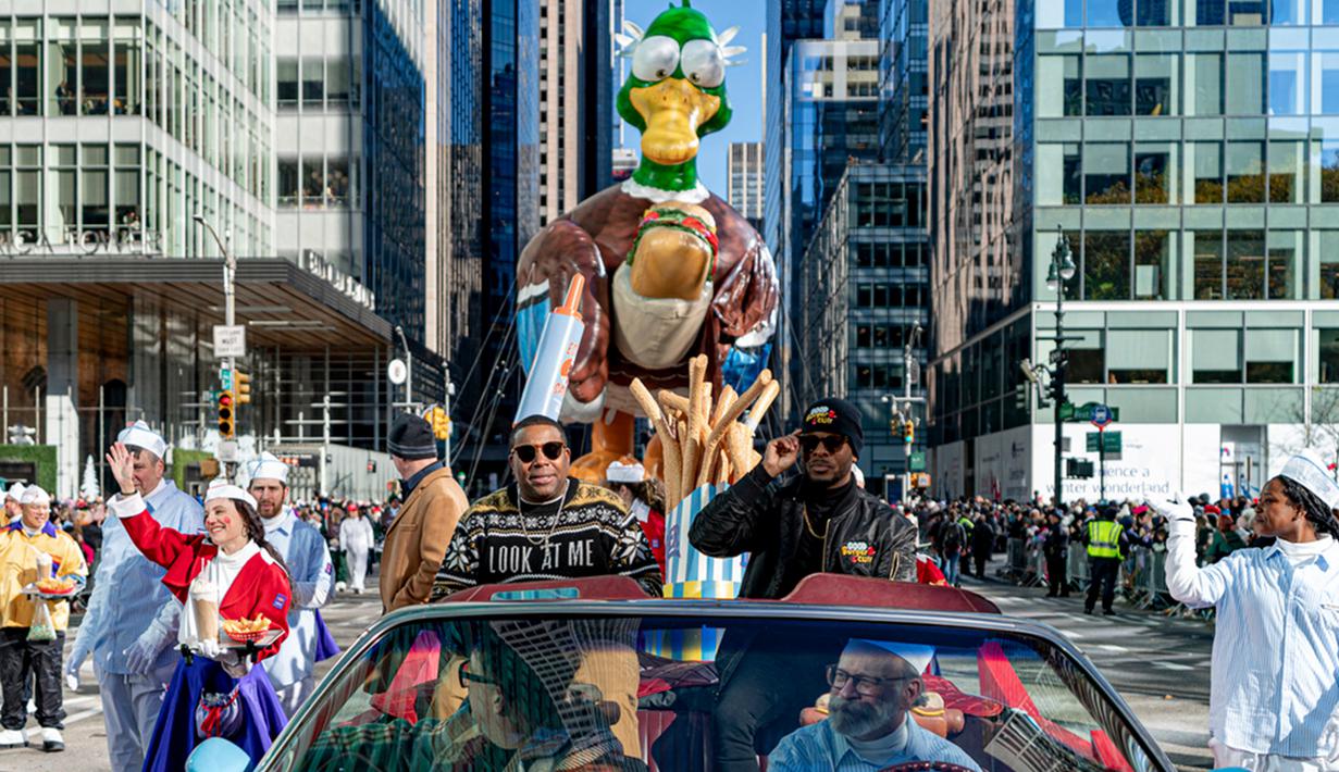 Beberapa karakter kartun seperti anjing beagle, Snoopy, hingga Spongebob Squarepants dan siput peliharaannya, Gary. (AP Photo/Peter K. Afriyie)