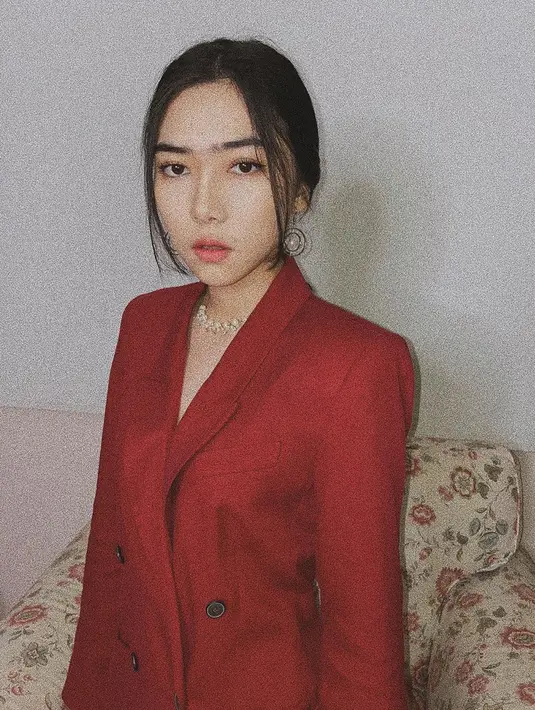 (Instagram/isyanasarasvati)