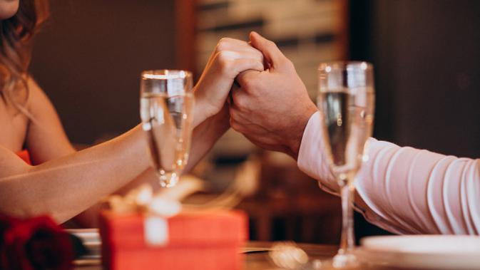 40 Gombalan Romantis Bikin Bucin, So Sweet - Ragam Bola.com